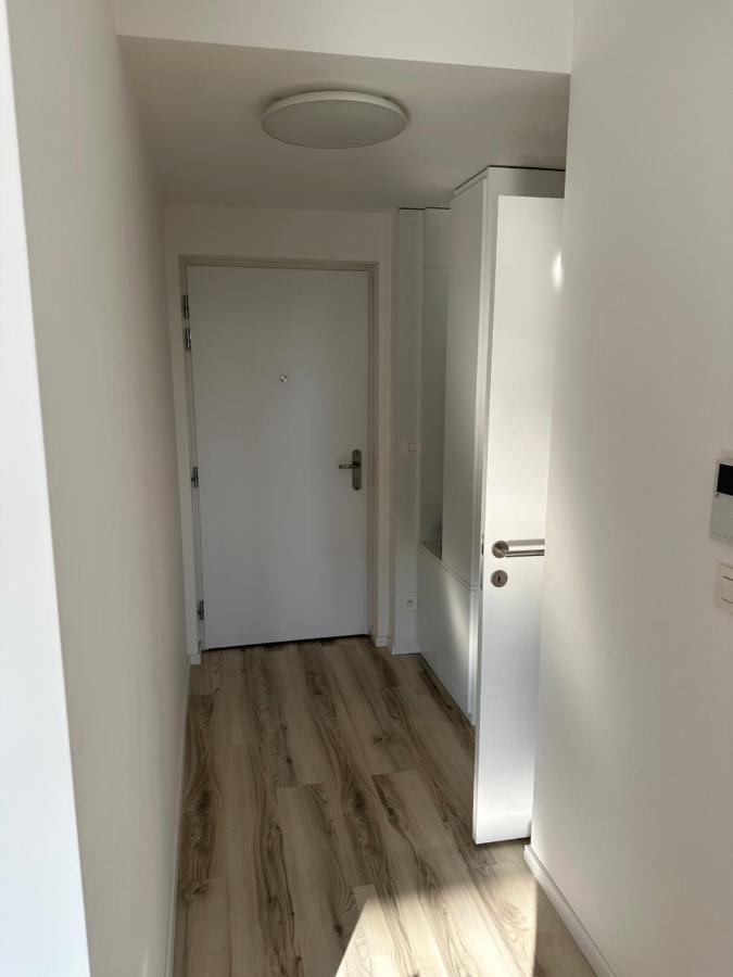 Ein Park Apartment With Free Parking 브라티슬라바 외부 사진