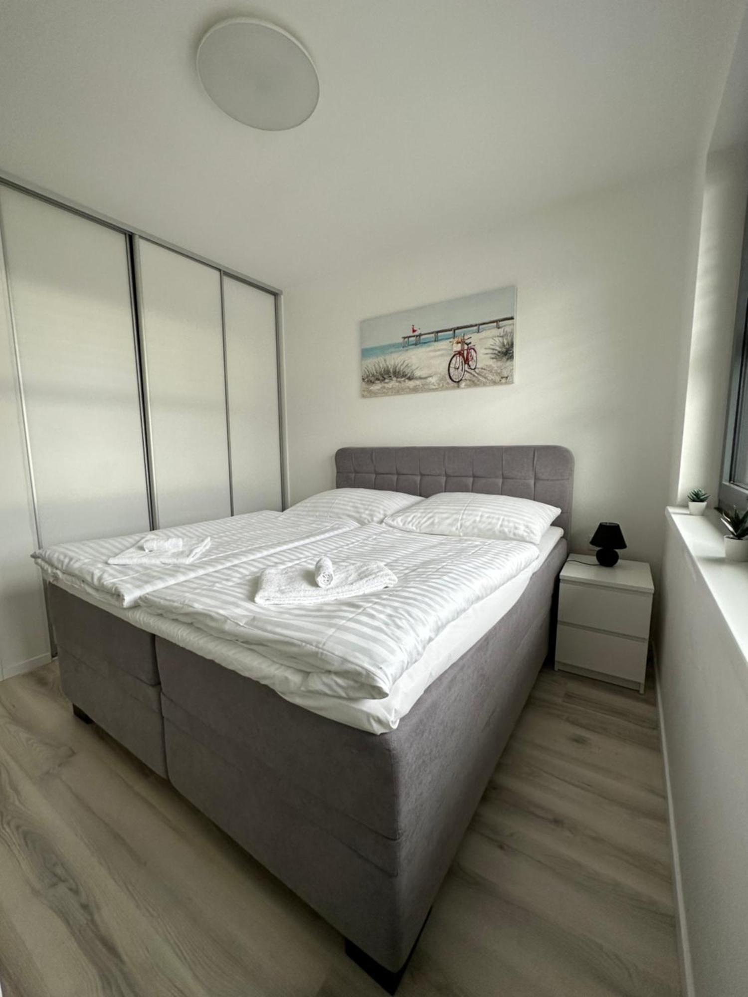 Ein Park Apartment With Free Parking 브라티슬라바 외부 사진